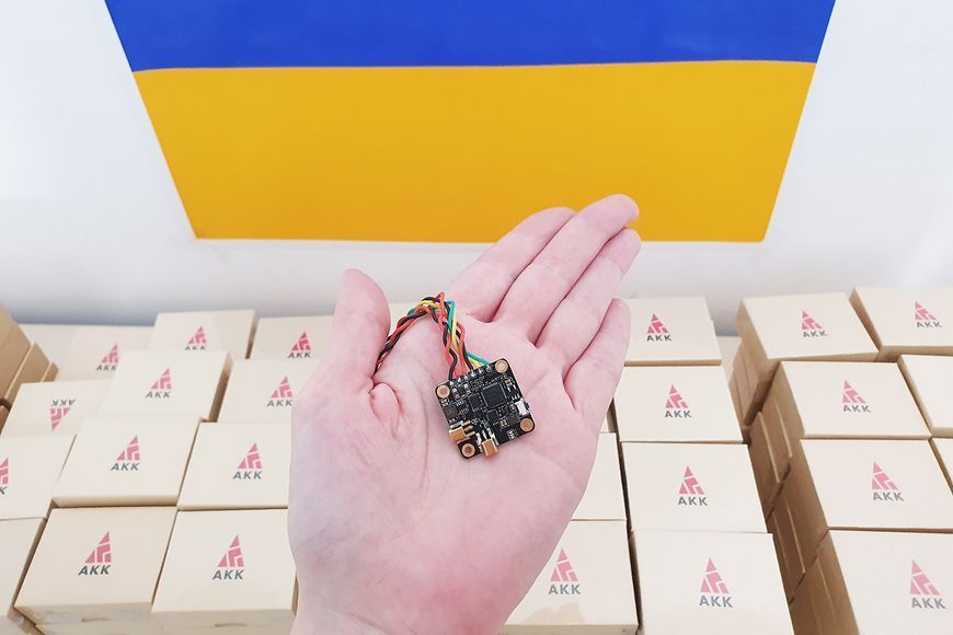 Відеопередавач AKK New Era 5.8GHz Diversity 25-400mW 20x20мм AKK-ERAVTX фото