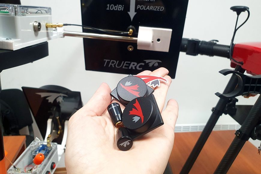 Антени 5.8GHz TrueRC X-AIR 5.8 MK II 2шт + Stubby 2шт для Walksnail (LHCP) TRC0608597254433 фото